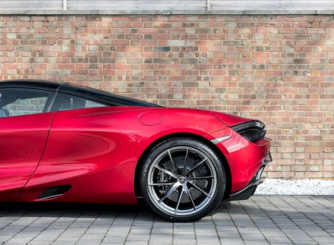 McLaren 720S Performance 20