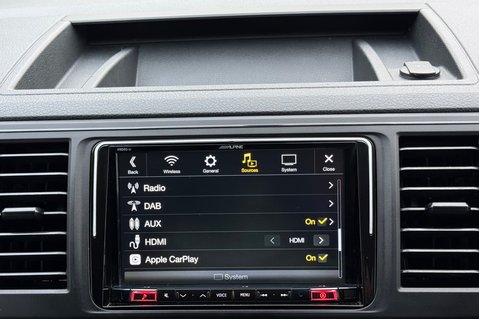Volkswagen Transporter T32 TDI KOMBI HIGHLINE BMT LWB  -NO VAT -LUXURY CARAVELLE CONVERSION - 46