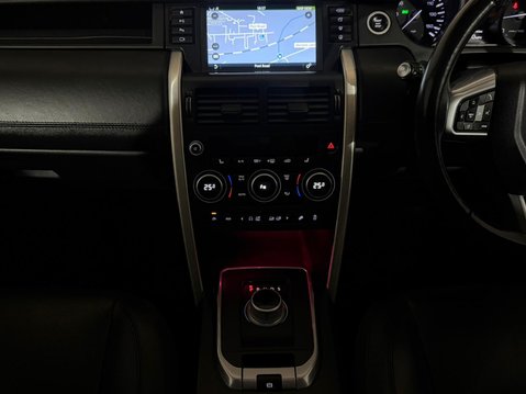 Land Rover Discovery Sport SD4 HSE LUXURY 14