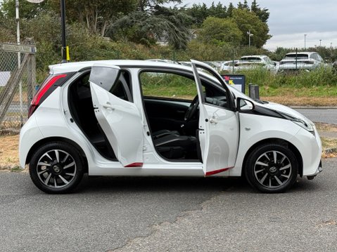 Toyota Aygo VVT-I X-TREND TSS 3
