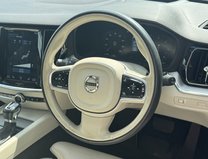 Volvo V60 2.0 D4 Inscription Pro Estate 5dr Diesel Auto Euro 6 (s/s) (190 ps) 12