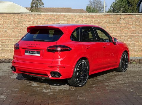 Porsche Cayenne GTS 3