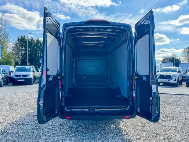 Ford Transit XLWB L4H3 High Roof Limited 350 Air Con Alloys Sensors EURO 6 8
