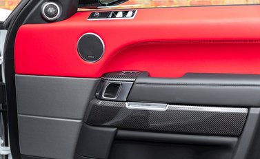 Land Rover Range Rover Sport 5.0 SVR 22