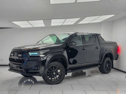 Toyota Hilux 2.8 HI-Luxury GR Sport D-4D 4WD Double Cab Auto 4WD 4dr