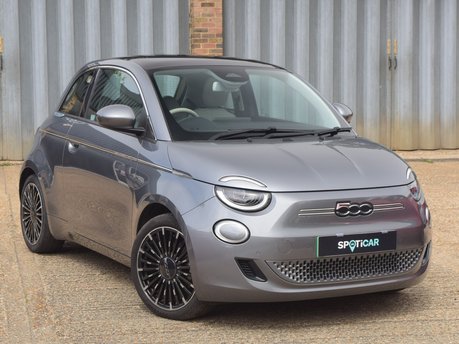 Fiat 500e La Prima