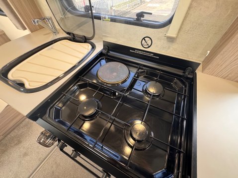 Elddis Autoquest 150 22