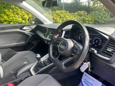 Audi A1 1.0 TFSI 30 Sport Sportback Euro 6 (s/s) 5dr 11