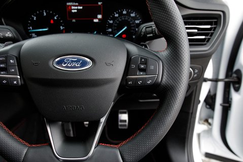Ford Focus ST-LINE X TDCI 21