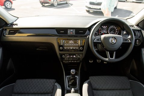 Skoda Rapid SPACEBACK SE SPORT TSI 3