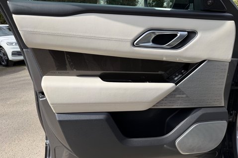 Land Rover Range Rover Velar FIRST EDITION - HUGE SPEC - PAN ROOF -1600W MERIDIAN -AIR SUSPENSION 28