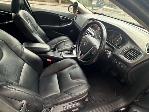 Volvo V40 1.5 V40 Inscription Edition T3 Auto 5dr 2