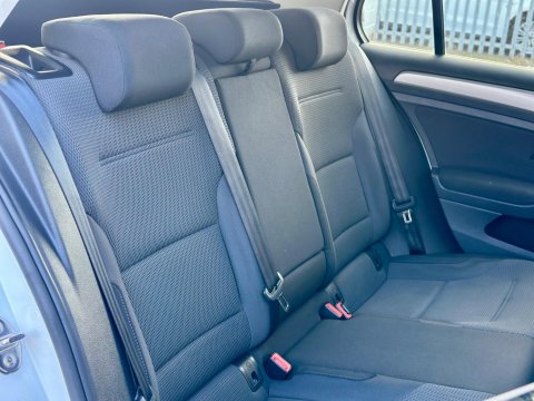 Volkswagen Golf 1.6 TDI BlueMotion Tech Match Edition DSG Euro 6 (s/s) 5dr 26