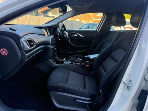 Infiniti Q30 1.5d Business Executive DCT Euro 6 (s/s) 5dr 32