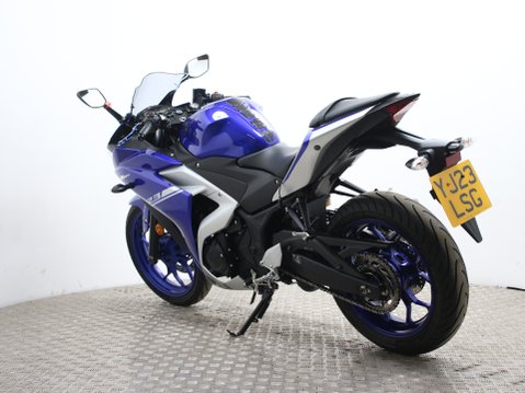 Yamaha R3 YZF R3 ABS 6