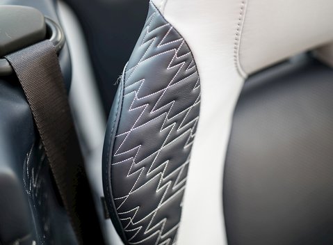 Aston Martin Zagato Vanquish Volante 18