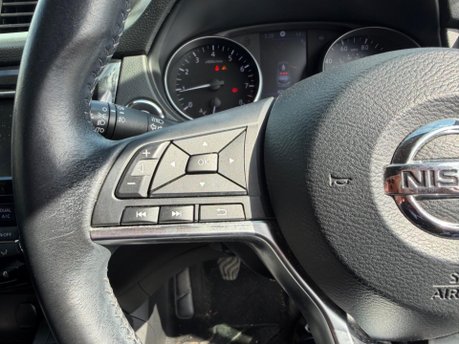 Nissan Qashqai DIG-T N-CONNECTA 14