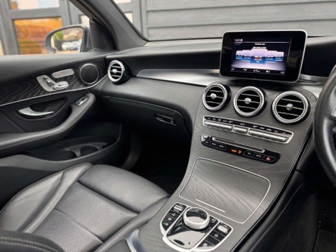 Mercedes-Benz GLC 2.1 GLC220d AMG Line (Premium) Coupe G-Tronic+ 4MATIC Euro 6 (s/s) 5dr 31