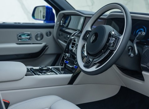 Rolls-Royce Cullinan Series II BLACK BADGE 13