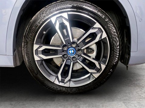 BMW iX1 30 66.5kWh M Sport SUV 5dr Electric Auto xDrive (11kW Charger) (313 ps) Air 10