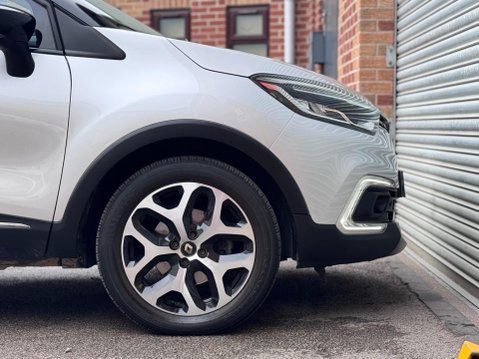 Renault Captur 1.2 TCe ENERGY Signature X Nav SUV 5dr Petrol Manual Euro 6 (s/s) (120 ps) 27