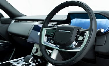 Land Rover Range Rover D350 Autobiography LWB 7 Seater 9