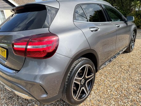 Mercedes-Benz GLA 2.1 GLA220d AMG Line (Premium Plus) 7G-DCT 4MATIC Euro 6 (s/s) 5dr 8
