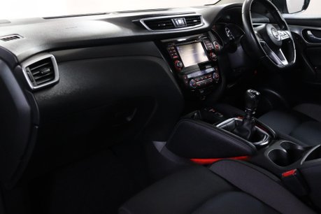 Nissan Qashqai N-CONNECTA DIG-T 34