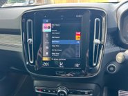Volvo XC40 2.0 T4 R-DESIGN AWD AUTOMATIC 10