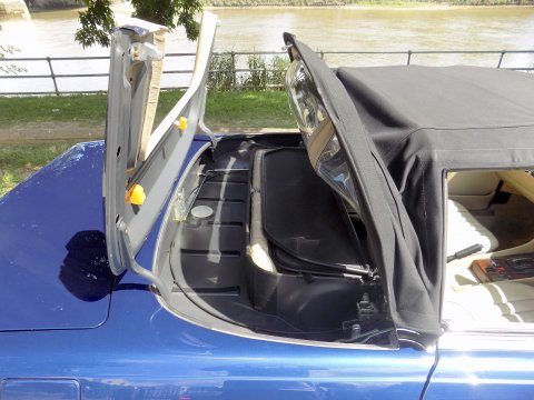 Mercedes-Benz SL Series 380 SL 57
