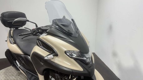 Yamaha Tricity 300 2024 ONLY 443 MILES!! 3 WHEELER TRIKE RIDE ON A CAR LICENCE 300CC 8