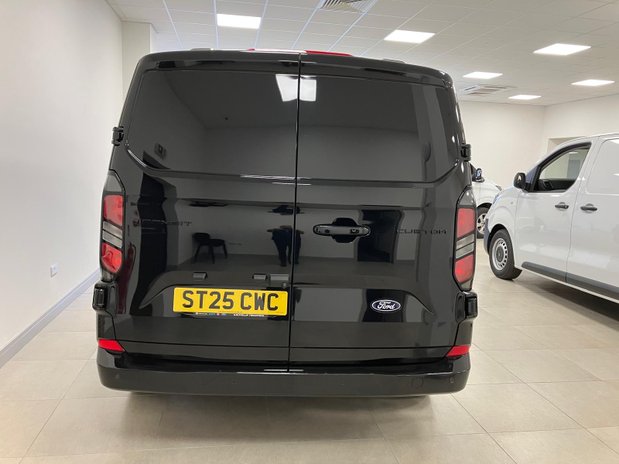 Ford Transit Custom Transit Custom 2.0 EcoBlue 136ps H1 Van Limited Auto 13