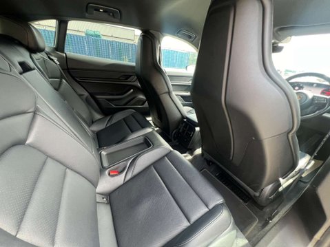 Porsche Taycan Taycan 4 Cross Turismo 4WD 5dr *NATIONAL DELIVERY* 25