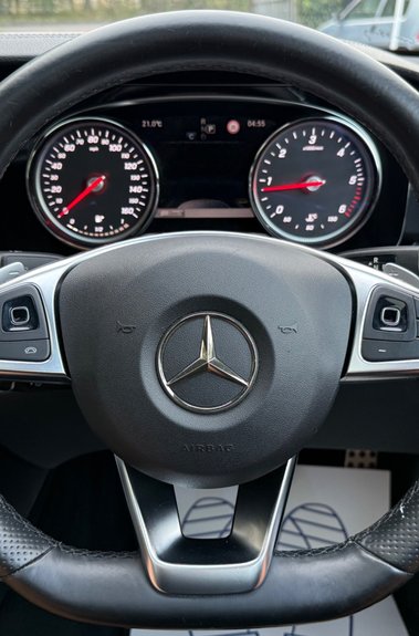 Mercedes-Benz E Class E 220 D AMG LINE PREMIUM - 2 OWNERS - 8 MERCEDES SERVICES - PAN ROOF 