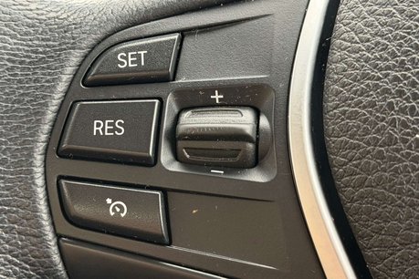 BMW 3 Series 2.0 320d xDrive Luxury Auto 4WD 4dr 62
