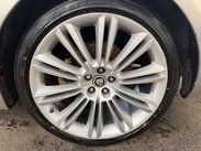 Jaguar XJ 3.0d V6 Portfolio Auto Euro 5 4dr 24