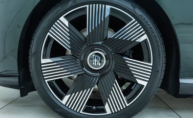 Rolls-Royce Spectre 26