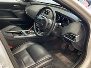 Jaguar XE 2.0 XE R-Sport Auto 4dr 9