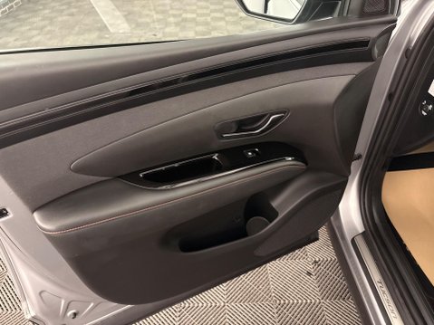Hyundai TUCSON 1.6 h T-GDi N Line S Auto Euro 6 (s/s) 5dr 33