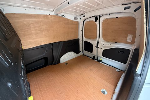 Citroen Berlingo 1000 DRIVER M PURETECH - NO VAT - REAR VIEW CAMERA - LOW MILEAGE 44
