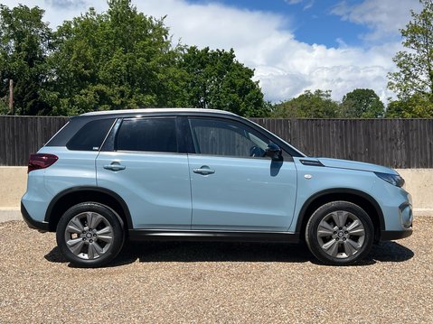 Suzuki Vitara SZ-T BOOSTERJET MHEV 5