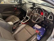 Vauxhall Astra GTC 1.4T 16V SRi Euro 5 (s/s) 3dr 30
