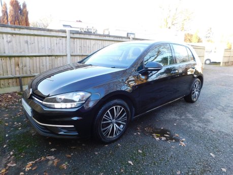 Volkswagen Golf SE NAVIGATION 1.5 TSI EVO 5 Dr 8