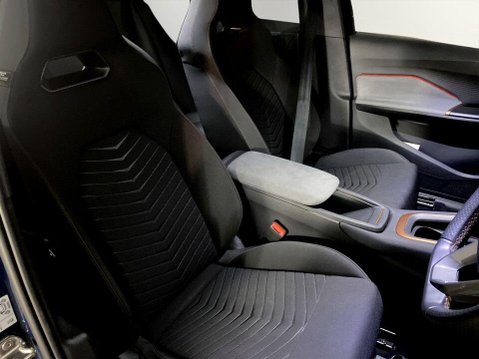 Cupra Born 58kWh V2 Hatchback 5dr Electric Auto (204 ps) Cruise Control - DAB Radio 11