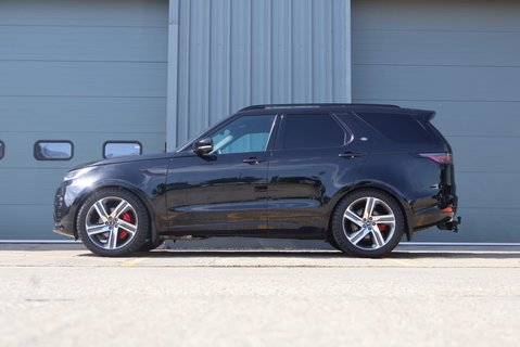 Land Rover Discovery 3.0 HSE- X Dynamic 22 inch wheels climate pack full hi gloss black pack  8
