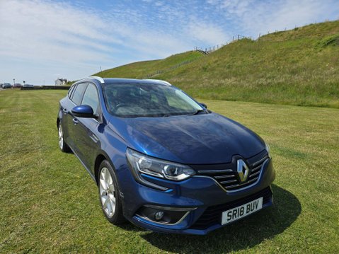 Renault Megane 1.2 TCe Iconic Sport Tourer Euro 6 (s/s) 5dr 1