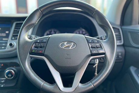 Hyundai TUCSON 2.0 CRDi SE Nav SUV 5dr Diesel Manual 4WD Euro 6 (136 ps) 57