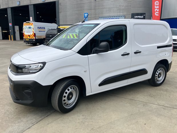 Vauxhall Combo Combo Cargo Diesel 1.5 Turbo D 100ps Prime H1 Van 6