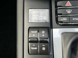 Porsche Macan 3.0 Macan S Semi-Auto 4WD 5dr 51