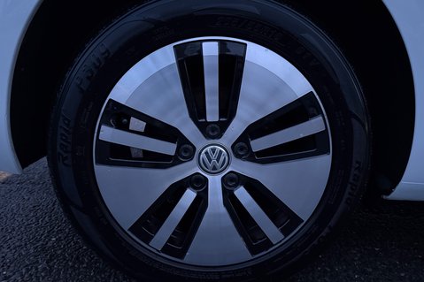 Volkswagen e-Golf E-GOLF - 12 MONTHS MOT -APPLE CAR PLAY  55